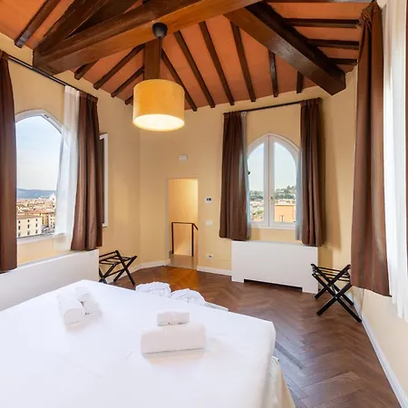 Algila Luxury Torrigiani Apartments Florence Buitenkant foto